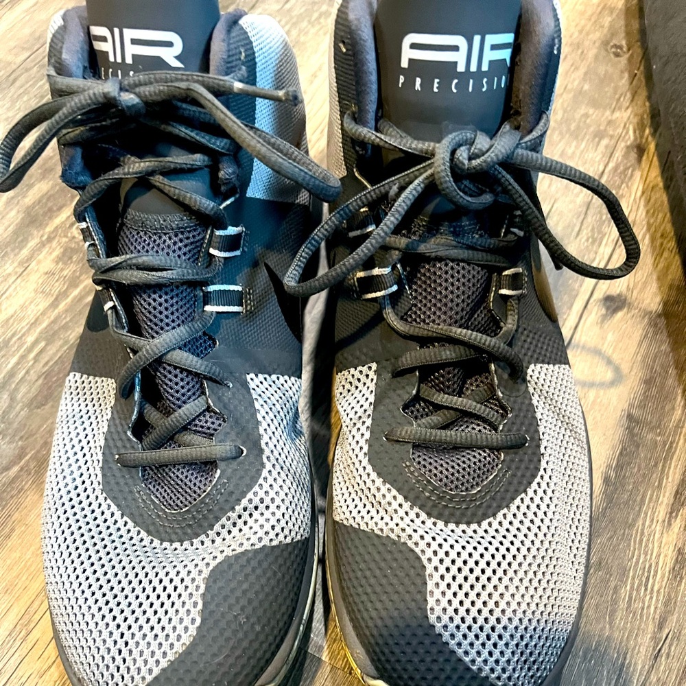 Nike Air Precision